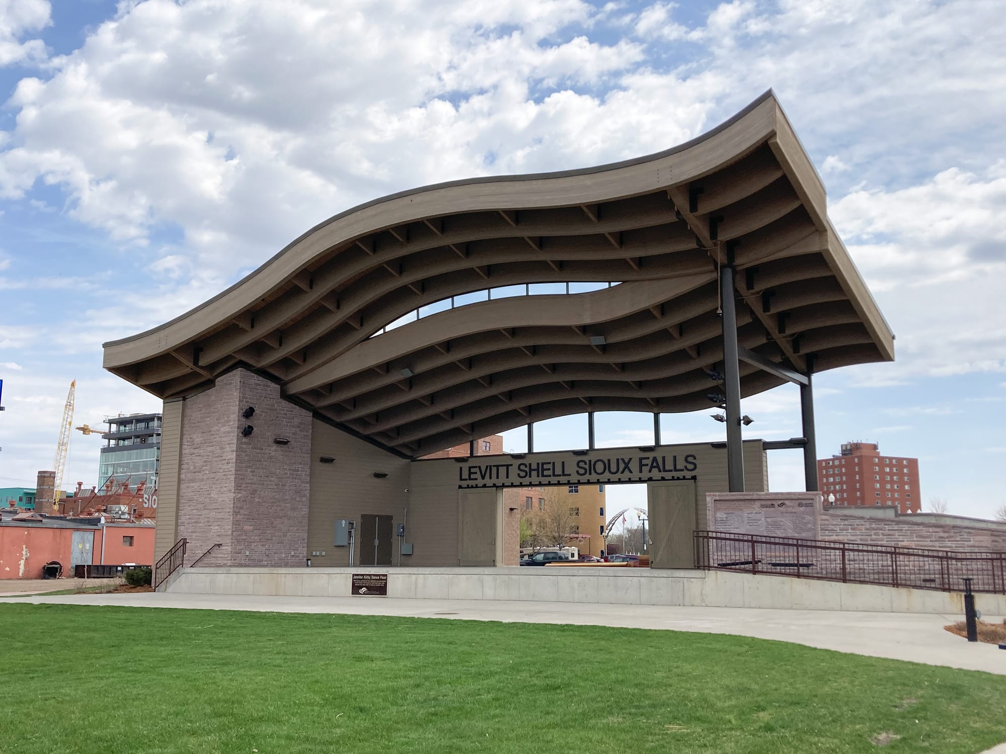 Levitt Shell